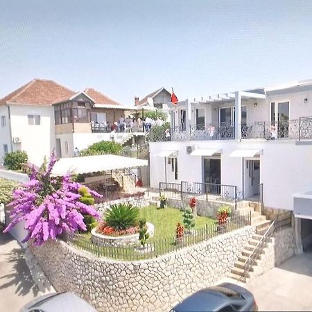 Rejhan Totti Ulcinj Exteriér fotografie