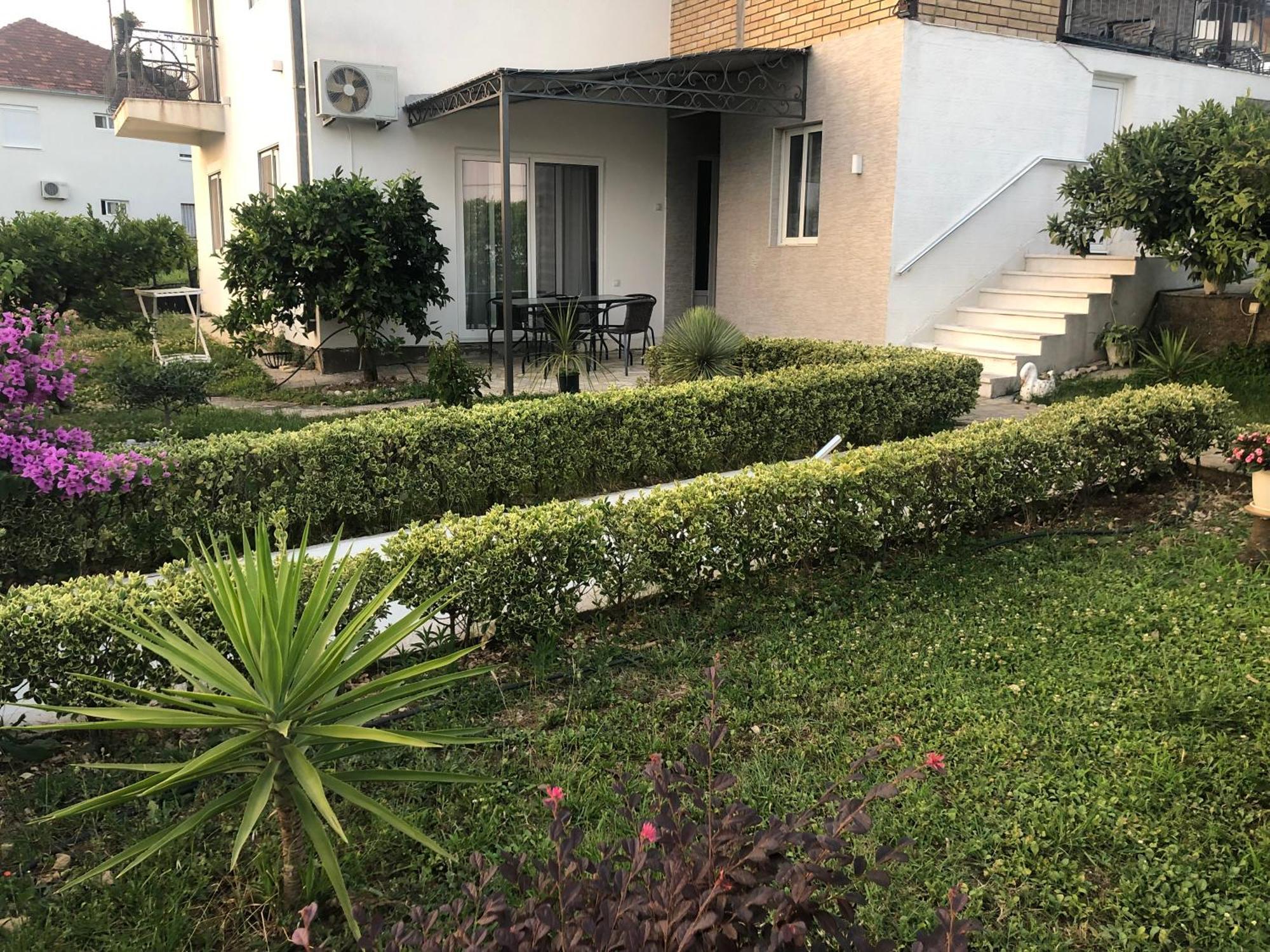 Rejhan Totti Ulcinj Exteriér fotografie