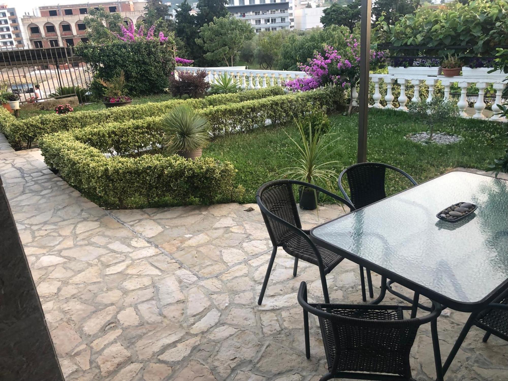 Rejhan Totti Ulcinj Exteriér fotografie